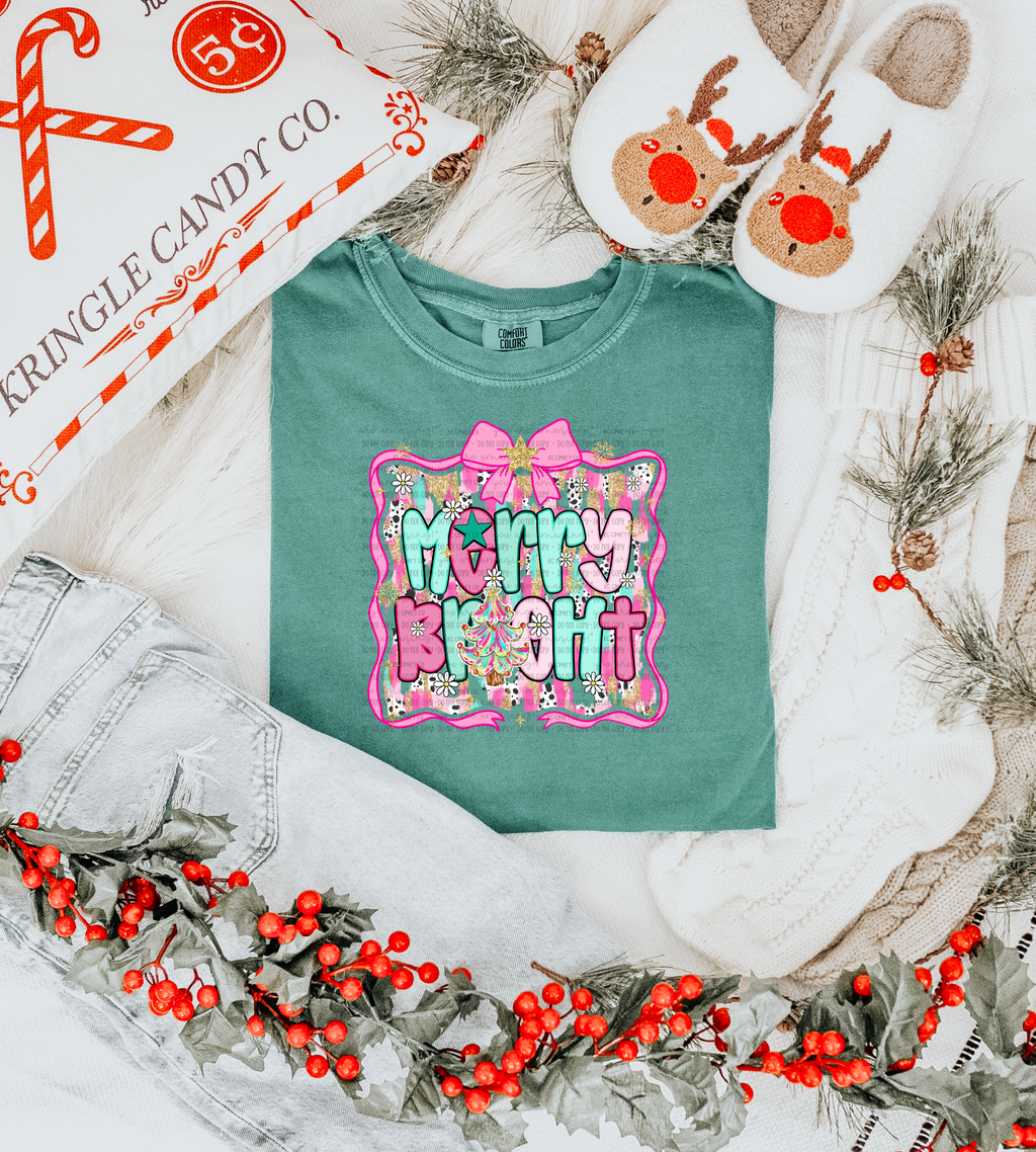 ⭐️🎀 Merry & Bright Pastel Christmas Tee